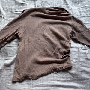 We The Free Taupe Pink Long Sleeve Top With A Slanted Hem